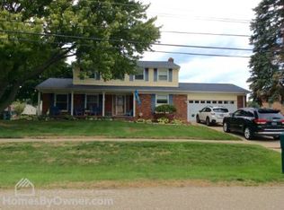 6121 Atkins Rd, Troy, MI 48085