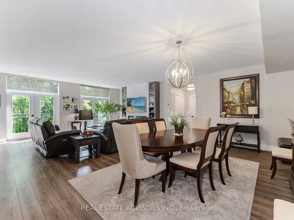 53 Woodbridge Ave #313, Vaughan, ON L4L 9K9