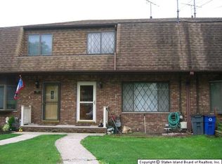 858 Sinclair Ave, Staten Island, NY 10309