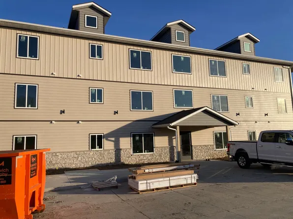 2606 Apache Ct, Sioux City, IA 51104