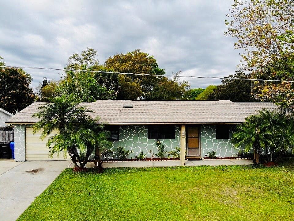 1st image of 806 N Palm Ave
