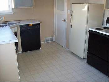 2nd image of 1721 W Kiernan Ave