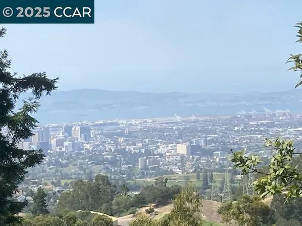 6044 Skyline Blvd, Oakland, CA 94611