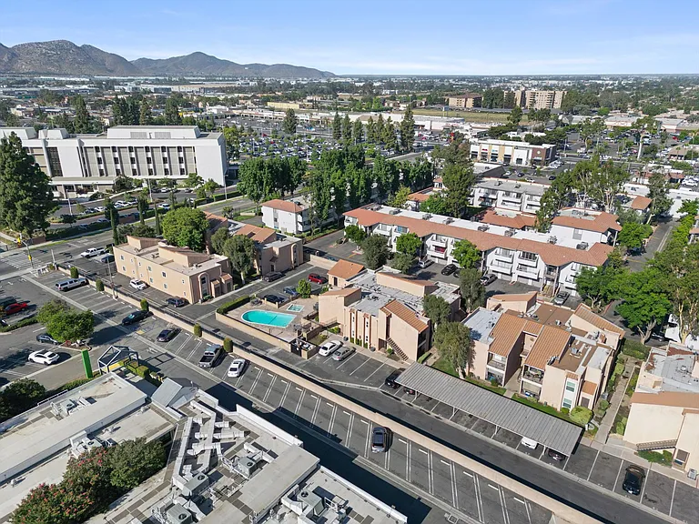 Ironwood Apartments — Photo 51