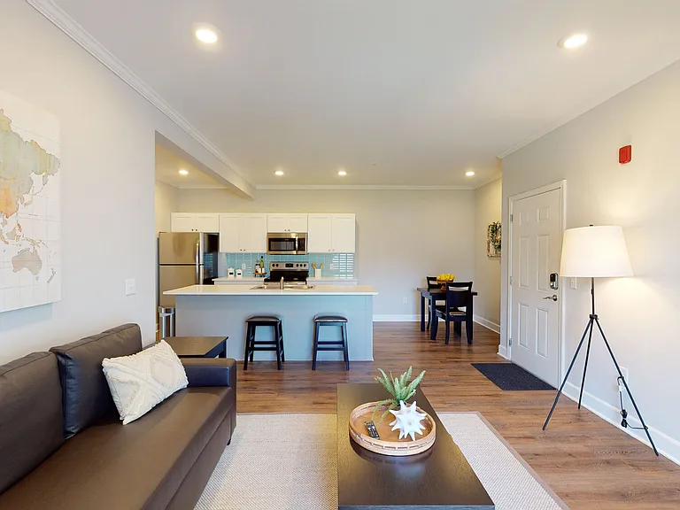 Coastal Club Apartments — Photo 9