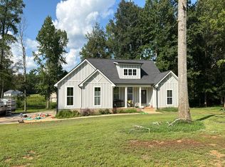 411 Spring Meadows Ln, Morrison, TN 37357