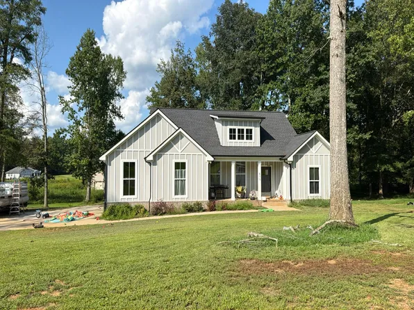 411 Spring Meadows Ln, Morrison, TN 37357