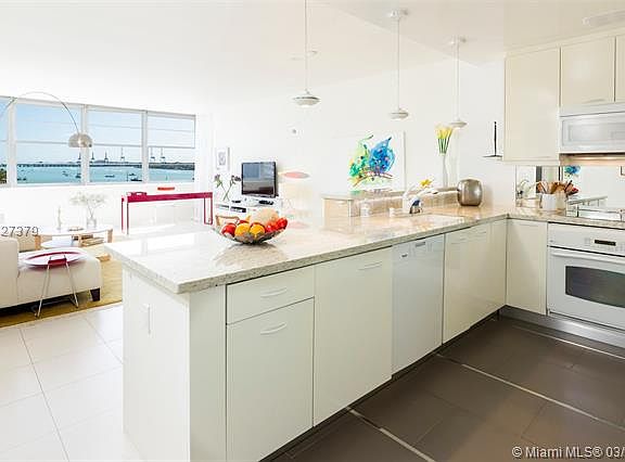 5th image of 20 Island Ave APT 611