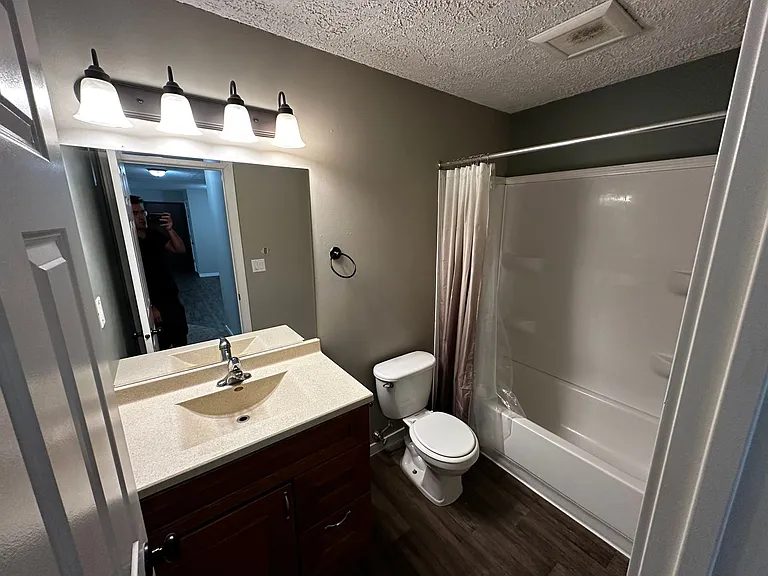 607 1st Ave NE #116 — Photo 7