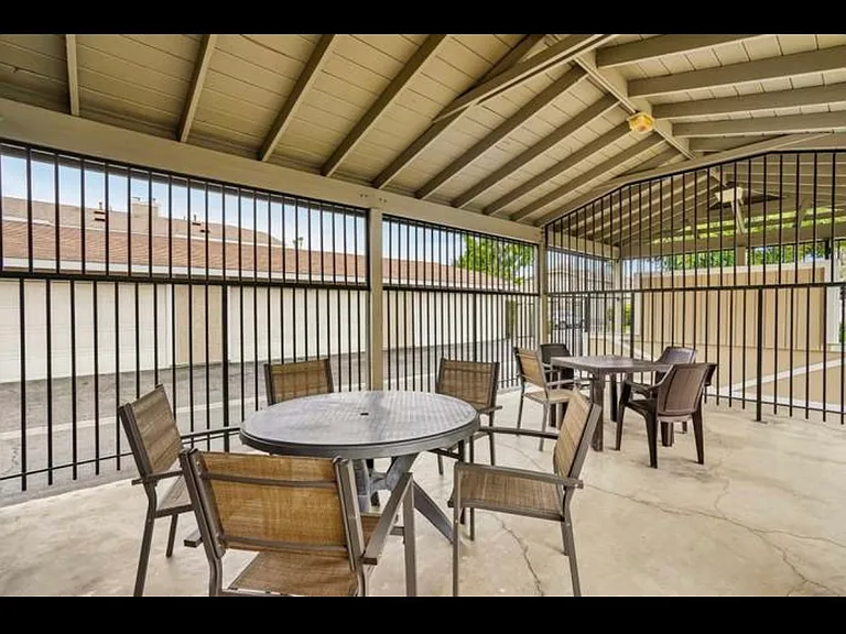 15210 Shadybend Dr #41 — Photo 8