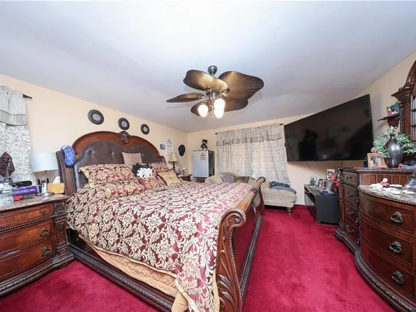 32 Belair Lane image 23 of 37