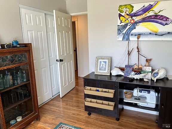 4th image of 2335 Donna Maria Way