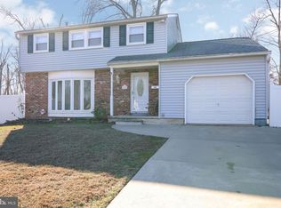 4 Birch Ct, Blackwood, NJ 08012