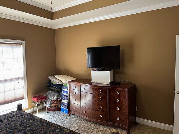 5th image of 504 Autumn Grove Cir