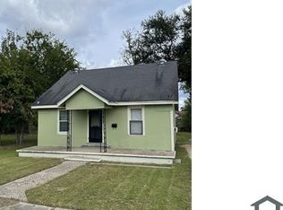 1630 Prairie St, Beaumont, TX 77701