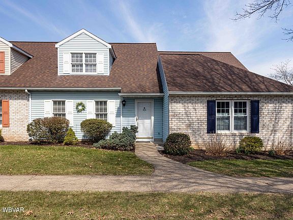 2nd image of 443 Wyndham Ct