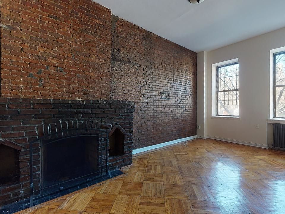 1st image of 52 W 91st St APT 3