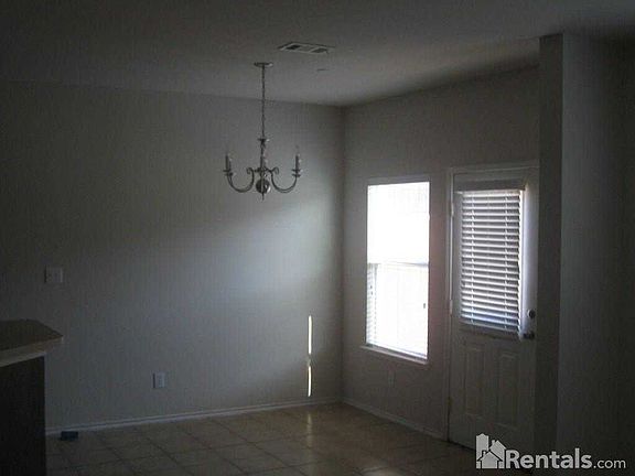 3rd image of 3244 Tarrant Ln