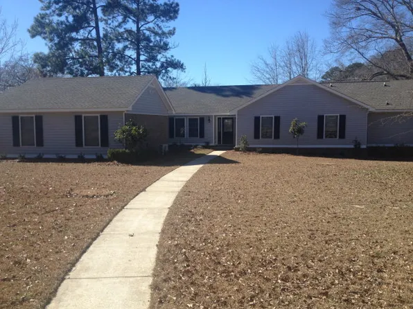 1901 Azure Dr, Dothan, AL 36303