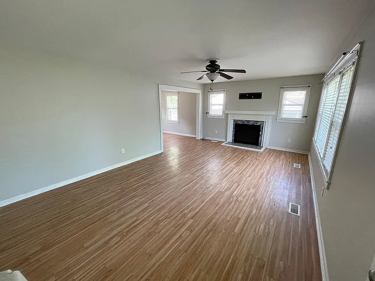 116 Ham St — Photo 4