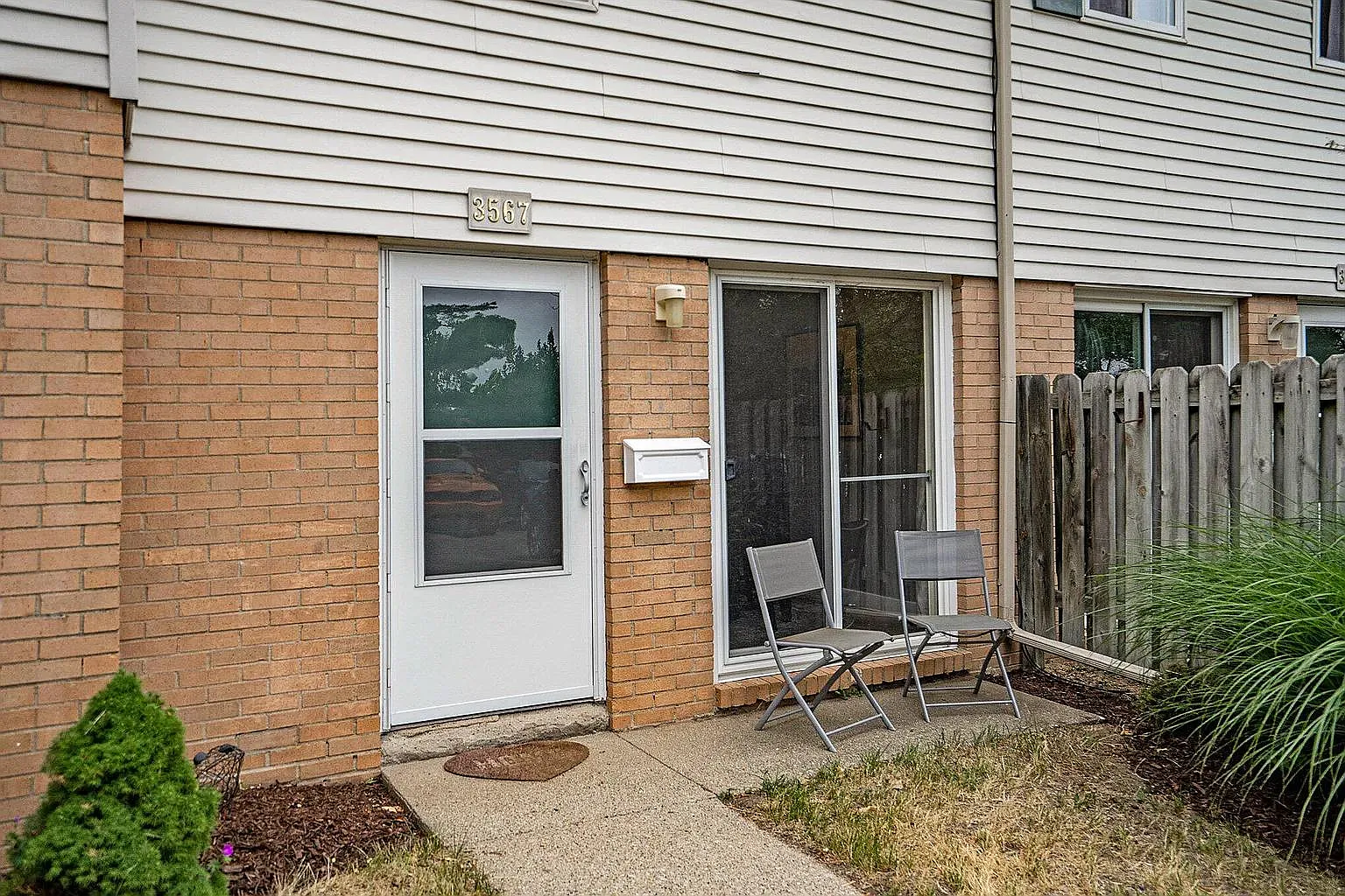 3567 Kenbrooke Ct — Photo 4