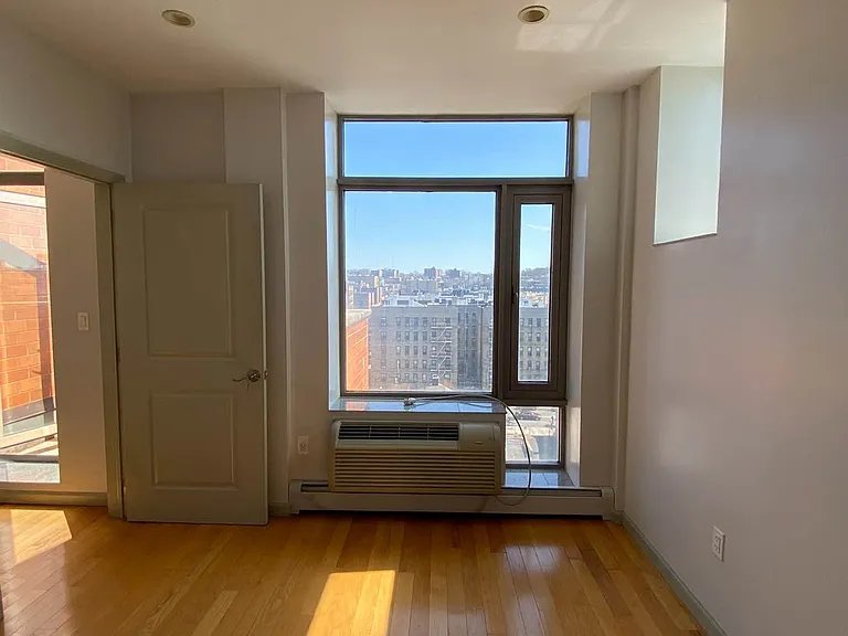 3120 Corlear Ave #1002 — Photo 11