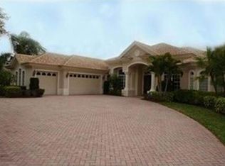 12586 Water Oak Dr, Estero, FL 33928