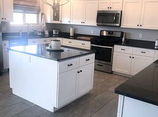 1055 S Avenida Del Oro E, Pueblo West, CO 81007