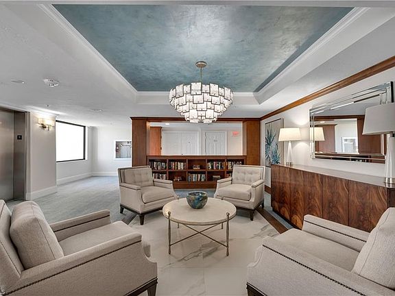 4th image of 6075 Pelican Bay BLVD #1106