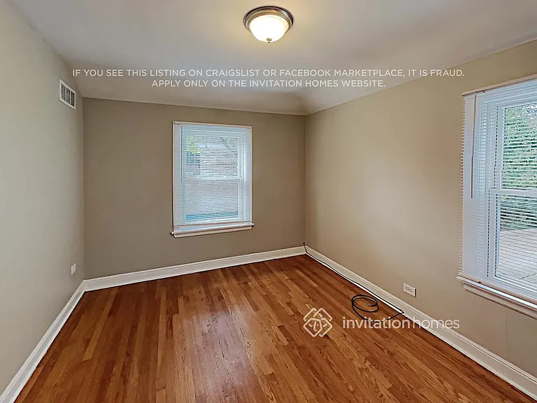 6710 N Central Park Ave — Photo 18
