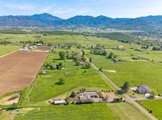 3015 Marigold Ln, Medford, OR 97504