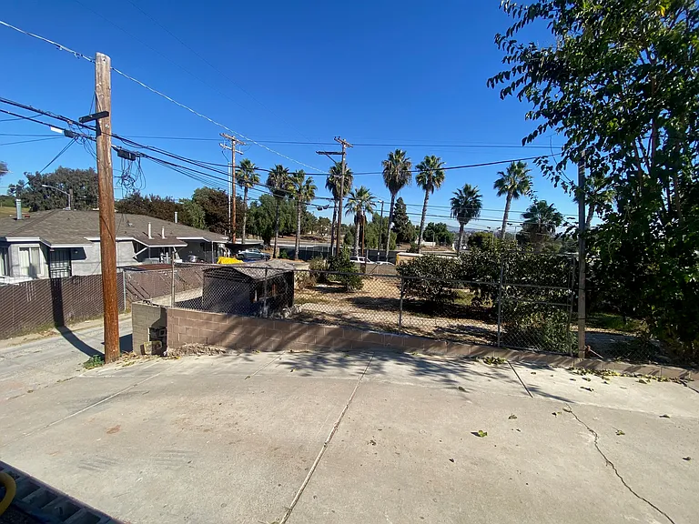 3990 Teak St — Photo 17