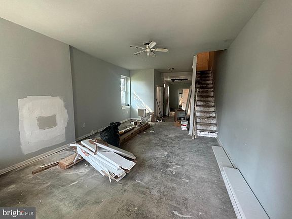 3rd image of 1936 Harrison St