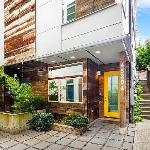 4529 Rainier Ave South — Photo 1