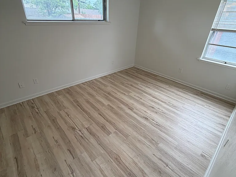 4417 Princeton Dr — Photo 11