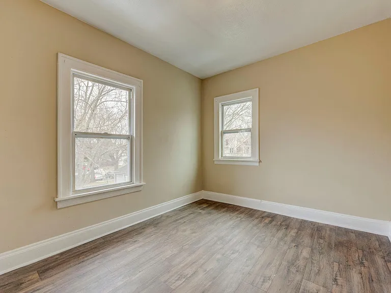 13091 Cedar Rd — Photo 29