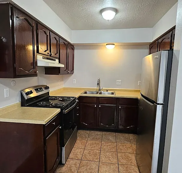 11324 Prospect Ave NE #A-D — Photo 7