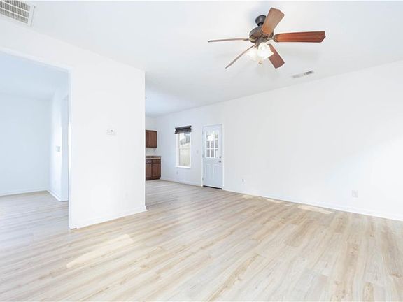 3rd image of 2207 Windmark Ct