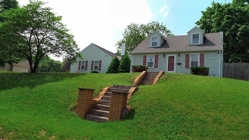 1st image of 50 Merriam Ave