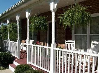 11 Huntington Ct, White, GA 30184