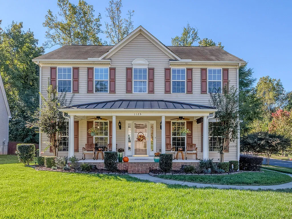 Property main image