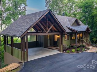 801 Saint Andrews Rd, Waynesville, NC 28786