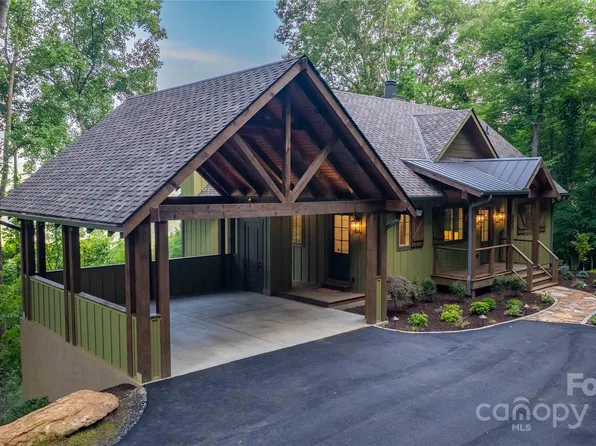 801 Saint Andrews Rd, Waynesville, NC 28786