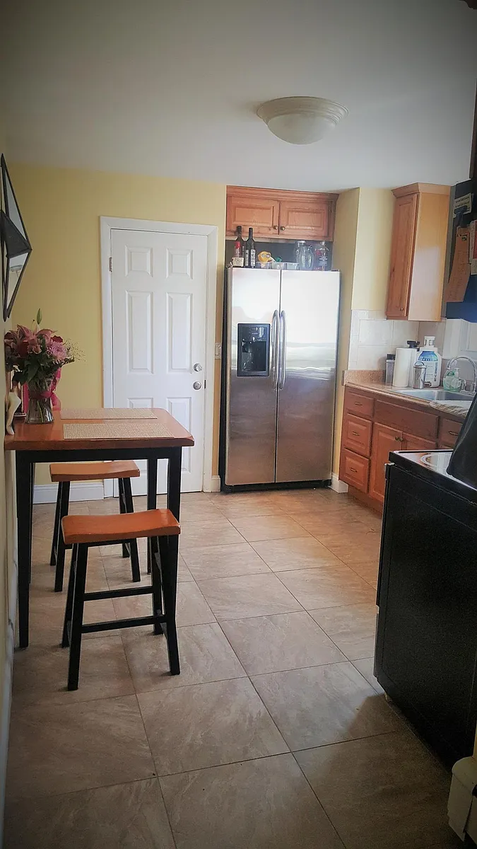 Building Photo - 16 Moraine St #1
