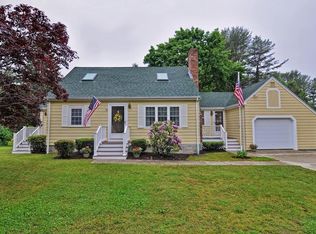 21 Pine St, Walpole, MA 02081