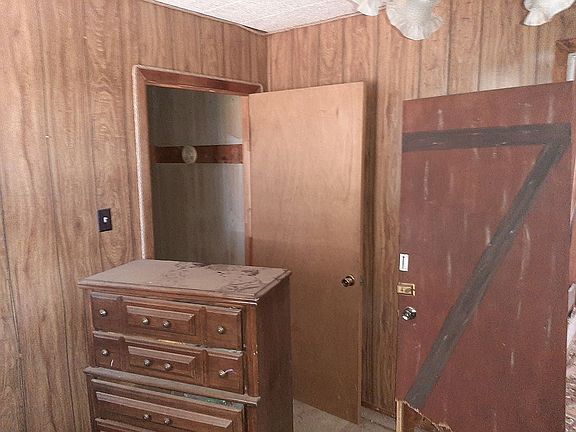 5th image of 307 W Glisson Ave