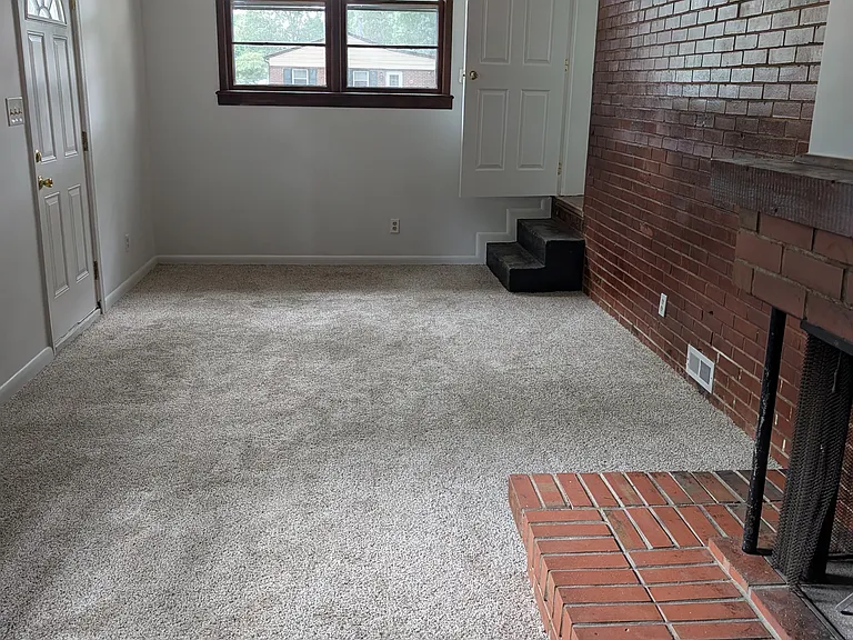 205 Lineberry Rd — Photo 1