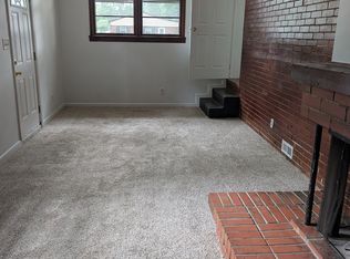 205 Lineberry Rd, Virginia Beach, VA 23452
