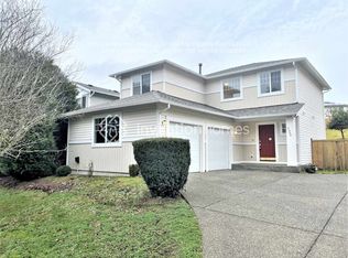 2498 Meyer St, Dupont, WA 98327