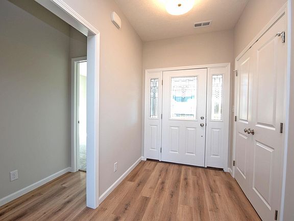 4th image of 3508 Collier Dr
